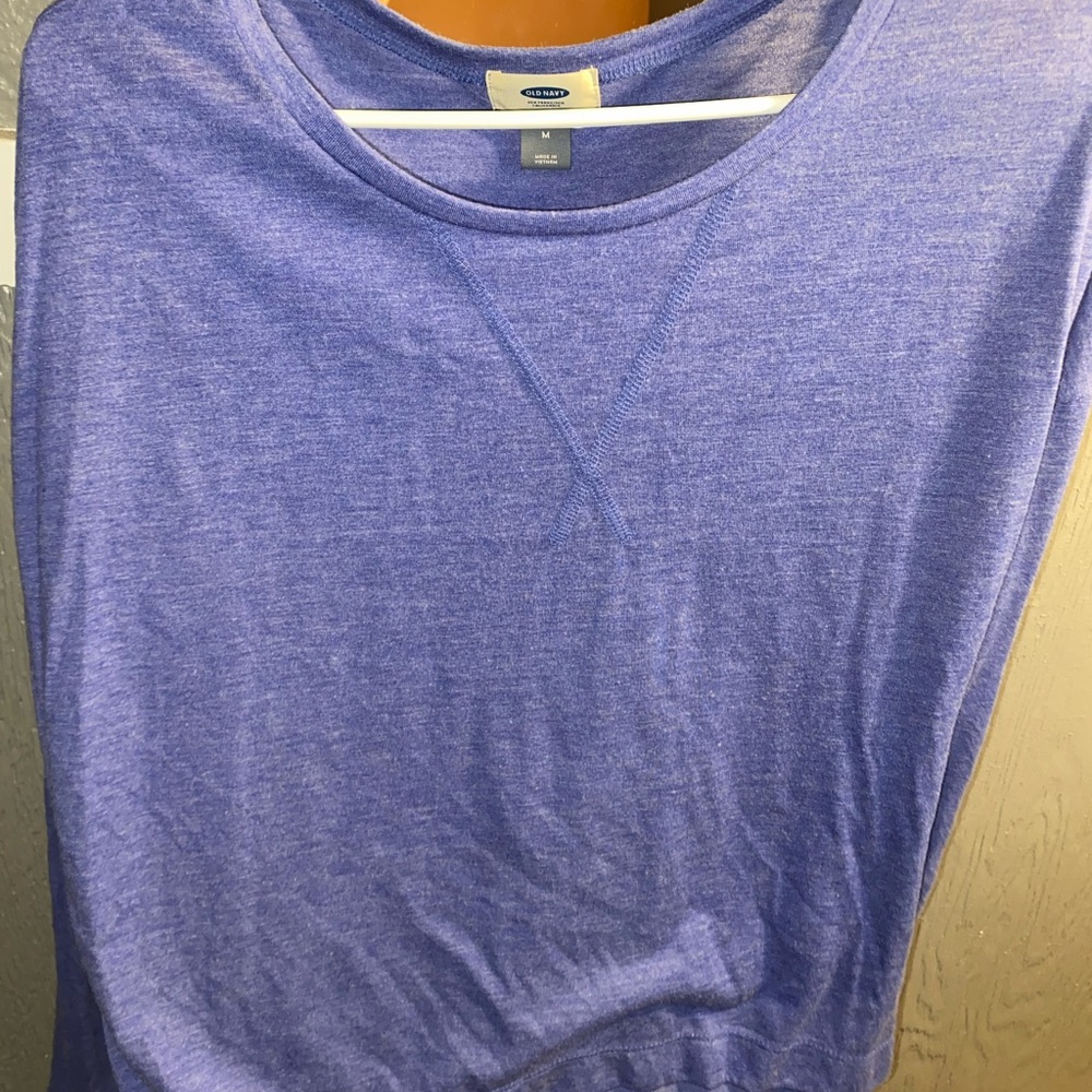 Blue old navy basic long sleeve tee size M